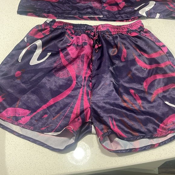 Sleep Wrld Short Set - Picture 2 of 6